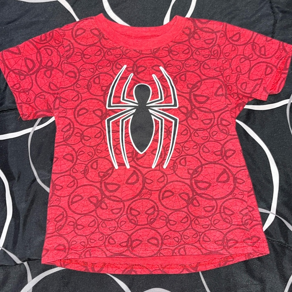 Spider-Man logo t shirt